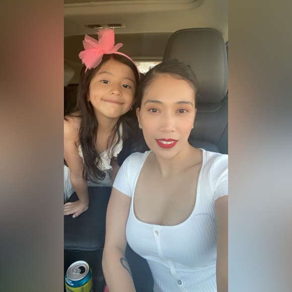 closing my closet. make me an offer - Picture 1 of 1